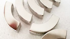 什么是弧形磁瓦？「聚盛磁鐵」