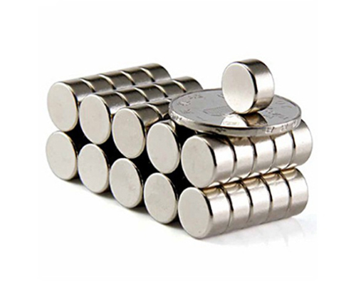 強(qiáng)磁鐵 強(qiáng)磁鐵